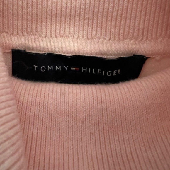 Tommy Hilfiger turtle neck sweater, Large - Picture 2 of 5